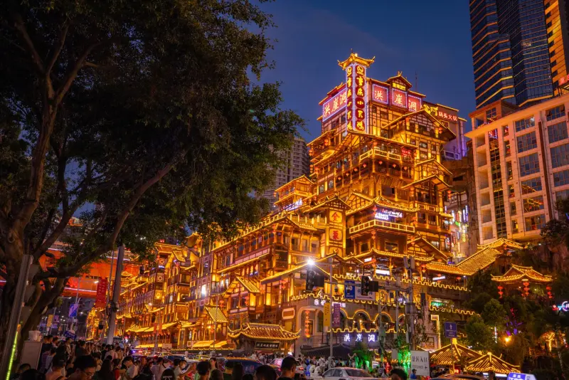 大连豆号科技汽车服务平台开发中的多源数据融合技术实践