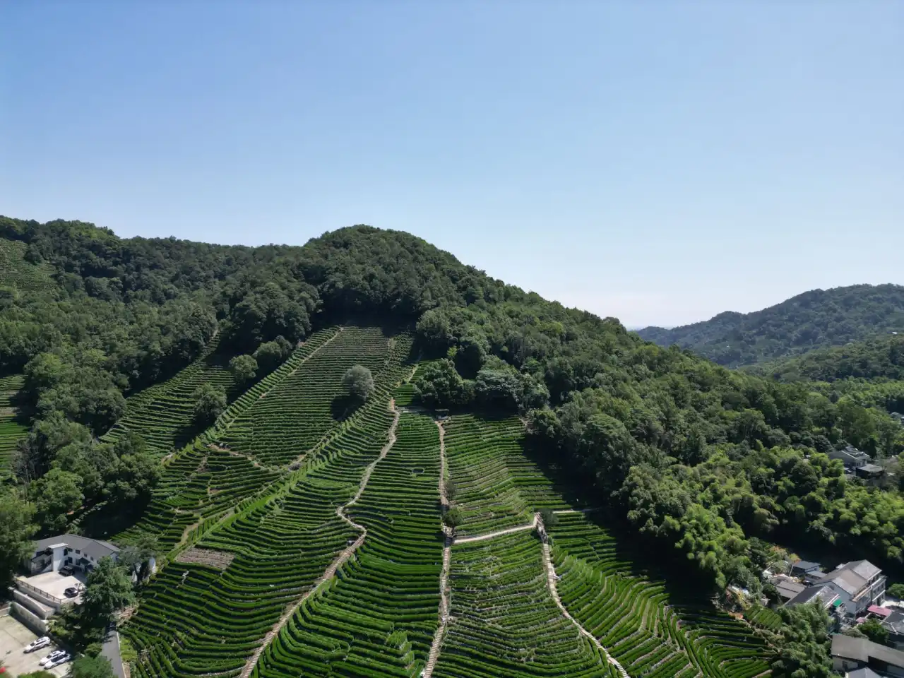 2025年汽车服务平台技术趋势与大连科技企业研发方向解析