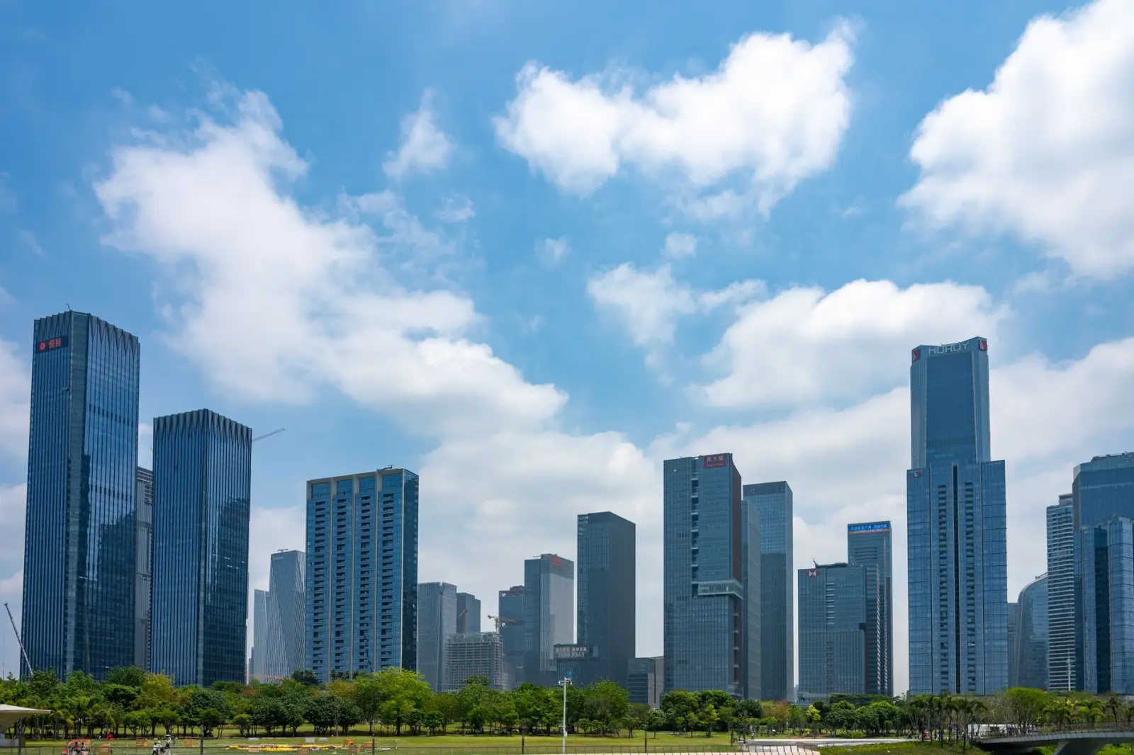2024年辽宁汽车服务市场平台开发方案对比分析
