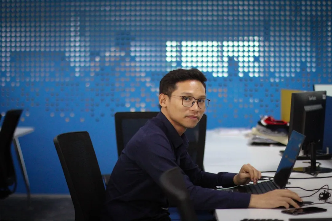 汽车服务平台开发中高并发架构的设计要点与落地实践封面图